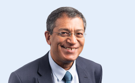 Portrait of Mr Tariq Ismail , Consultant General and Colorectal Surgeon