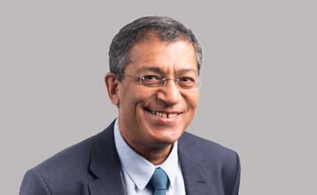 Portrait of Mr Tariq Ismail , Consultant General and Colorectal Surgeon