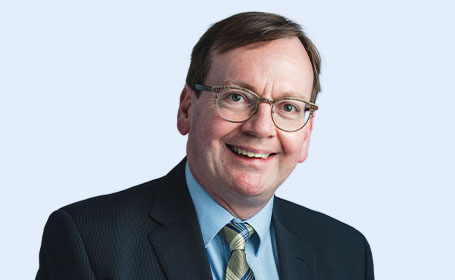 Portrait of Mr Roy Lawrence , Consultant General Surgeon