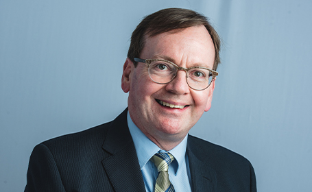 Portrait of Mr Roy Lawrence , Consultant General Surgeon