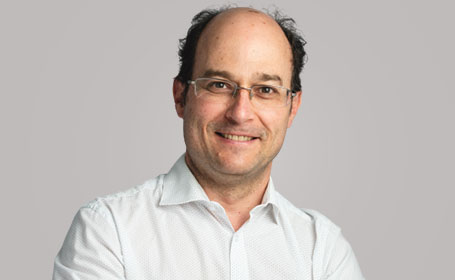 Portrait of Dr Ivan Ramos-Galvez , Consultant in Pain Medicine