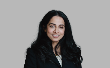 Portrait of Miss Natasha Picardo , Consultant Trauma and Orthopaedic Surgeon 