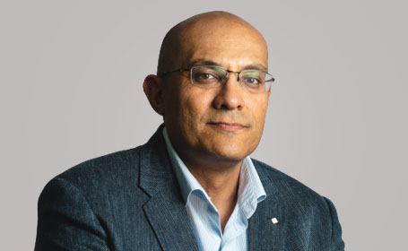 Portrait of Mr Amr Elkhouly , Consultant of Trauma and Orthopaedics