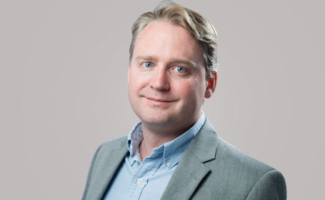 Portrait of Mr Ed Tayton , Consultant Orthopedic Surgeon