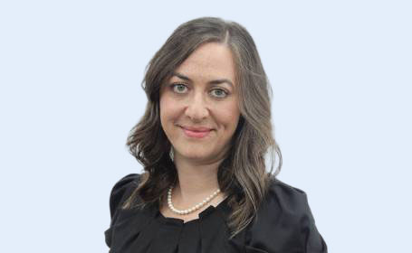 Portrait of Miss Gina Michel , Consultant Gynaecologist