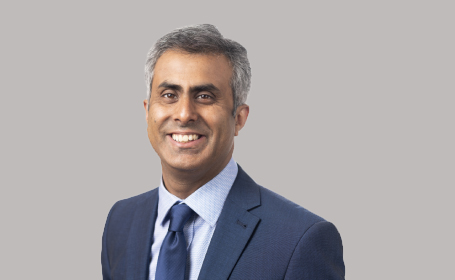 Portrait of Dr Aadil Shaukat , Consultant Cardiologist