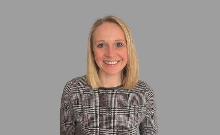 Portrait of Dr Alison Honan , Consultant Dermatologist