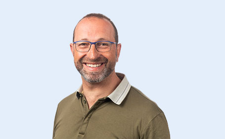 Portrait of Prof Daniel Gaya , Consultant Gastroenterologist