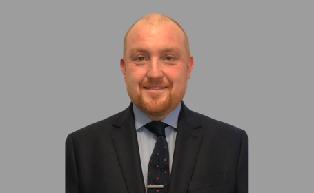 Portrait of Dr Ewan McKay , Consultant Cardiologist