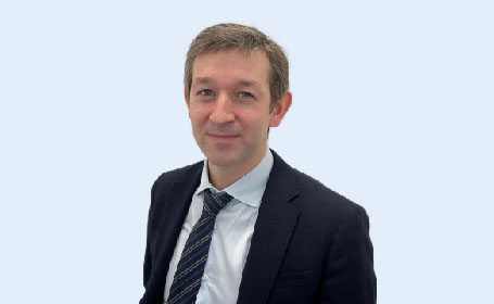 Portrait of Dr Gareth Padfield , Consultant Cardiologist and Cardiac Electrophysiologist