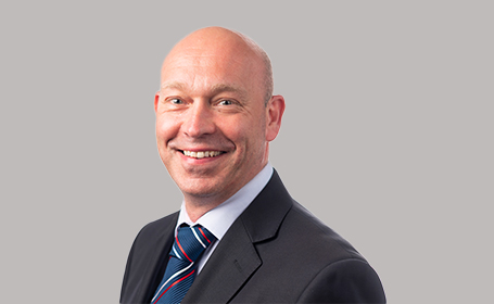 Portrait of Dr Gary Wright , Consultant Cardiologist & Senior Heart Rhythm Specialist
