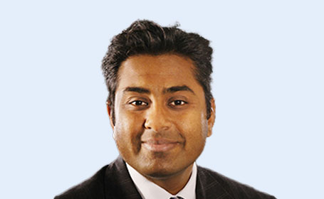 Portrait of Dr Girish Gupta , Consultant Dermatologist