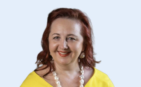 Portrait of Dr Inna Sokolova , Consultant Gynaecological Surgeon
