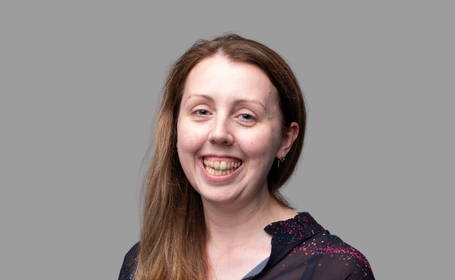 Portrait of Dr Jennifer Hind , Consultant Ophthalmologist