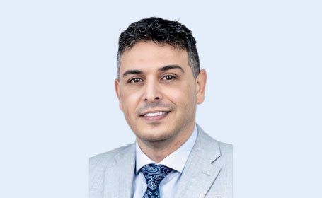Portrait of Mr Majid Ali , Consultant General, Upper GI and Bariatric Surgeon