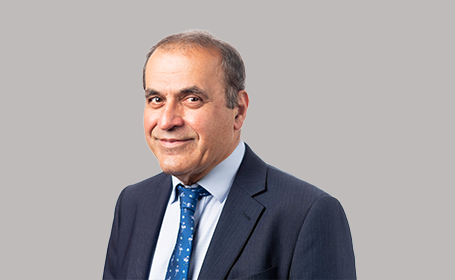 Portrait of Mr Attaolah Eslami , Consultant Trauma & Orthopaedic Surgeon