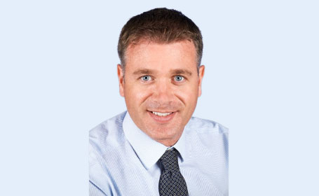 Portrait of Mr Innes Smith , Consultant Paediatric Orthopaedic Surgeon