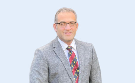 Portrait of Mr Mohamed Osman , Consultant Paediatric Orthopaedic Surgeon