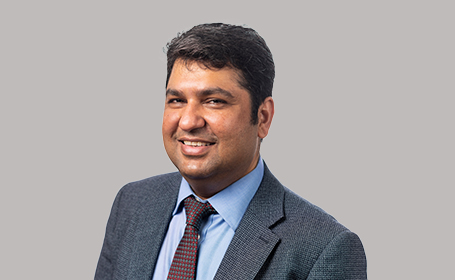 Portrait of Mr Parkash Lohana , Consultant Plastic Surgeon