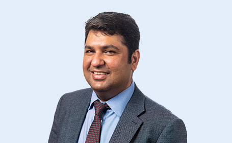 Portrait of Mr Parkash Lohana , Consultant Plastic Surgeon