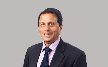 Portrait of Mr Sanjeev L Chitnis , Consultant Orthopaedic Surgeon