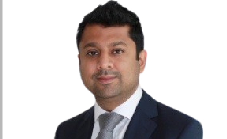Portrait of Ankur Gupta , Consultant Ophthalmic Surgeon
