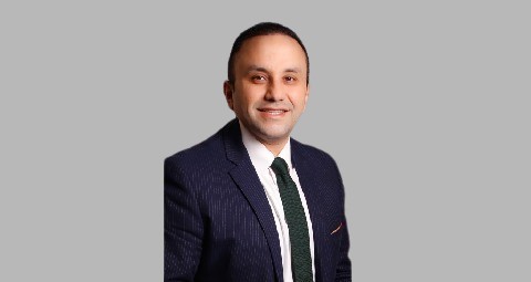 Portrait of Mohamed Imam , Consultant Orthopaedic Surgeon