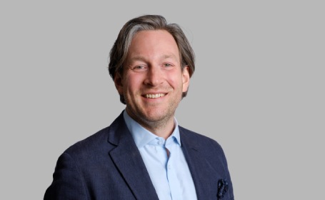 Portrait of Mr Philip James , Consultant Urological Surgeon