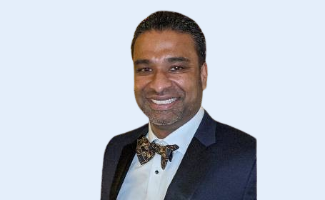 Portrait of Mr Vishal Prasad , Consultant Orthopaedic & Spinal Surgeon