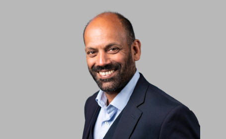 Portrait of Mr Sunny Deo , Consultant Orthopaedic Surgeon
