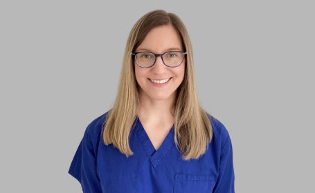 Portrait of Sarah Dawson , Consultant Ophthalmic Surgeon