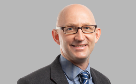 Portrait of Dr Peter Chapman , Consultant Radiologist
