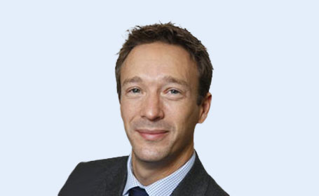 Portrait of Mr Peter Tomlinson , Consultant Orthopaedic & Trauma Surgeon