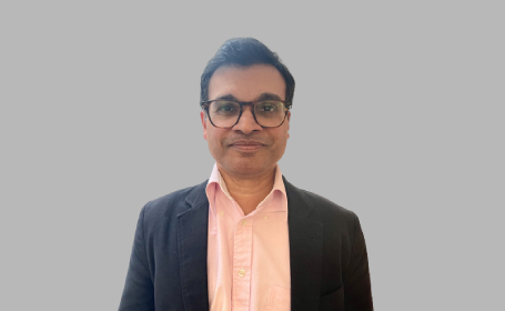 Portrait of John Jacob , Consultant Neurologist