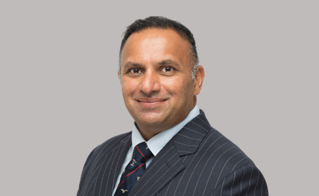 Portrait of Arul Ramasamy , Consultant Foot and Ankle Surgeon