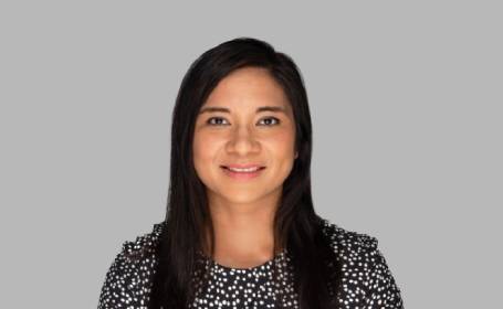 Portrait of Selina Tomlinson , Consultant Ophthalmologist