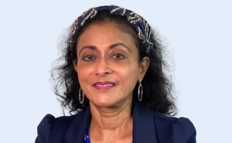 Portrait of Dr Shanthi Paramothayan , Consultant Respiratory Physician