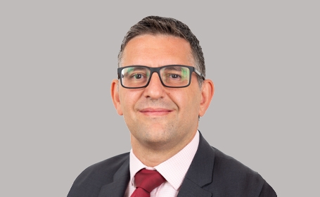Portrait of Dr Stephan Brincat , Consultant Nephrologist & General Physician