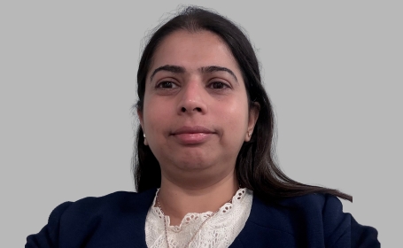 Portrait of Miss Mrugaya Dhavliker , Consultant Obstetrician & Gynaecologist