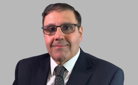 Portrait of Mr Mohammed Al-Maiyah , Consultant Orthopaedic Foot and Ankle Surgeon