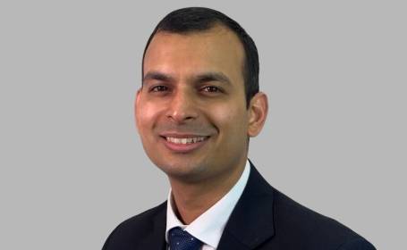 Portrait of Mr Pranab Sinha , Consultant Hip and Knee Surgeon