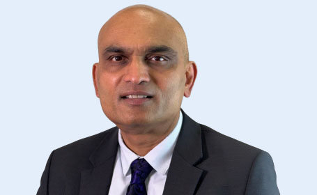 Portrait of Mr Yathish Shenava , Consultant Orthopaedic Surgeon