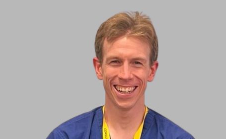 Portrait of Mr James Gill , Consultant Orthopaedic Surgeon