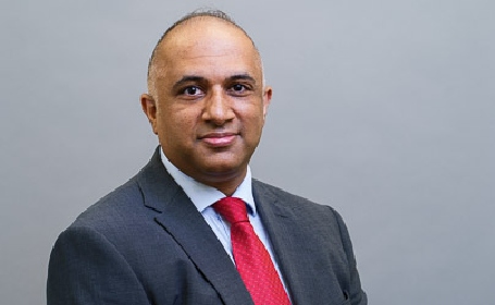 Portrait of Usman Hussain , Consultant Ophthalomologist