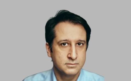 Portrait of Mr Atheer Ujam , Consultant Maxillofacial Surgeon