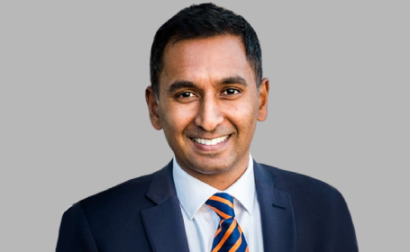 Portrait of Dr Gajen Kanaganayagam , Consultant Cardiologist