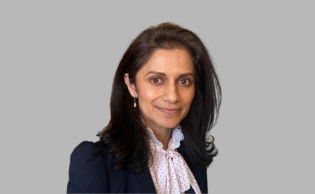 Portrait of Dr Gayathri K Perera , Consultant Dermatologist