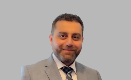 Portrait of Dr Mohamed Elnaggar , Consultant Gastroenterologist, Hepatologist and General Physician