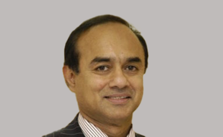 Portrait of Prof Jayantha Arnold , Consultant Gastroenterologist
