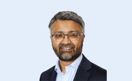 Portrait of Dr Sayam Dubash , Consultant Rheumatologist
